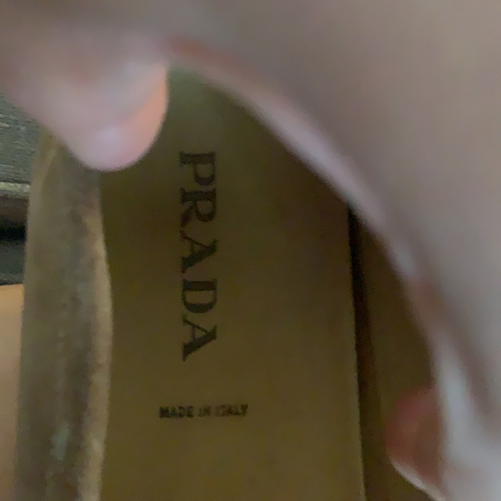 Prada shoes - Picture 9 of 13